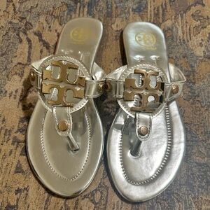 Tory Burch Sandals🤍💛